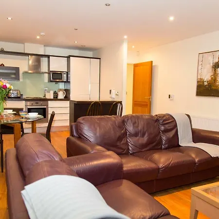 アパート Spacous Escape 3br Ensuited Free Parking *