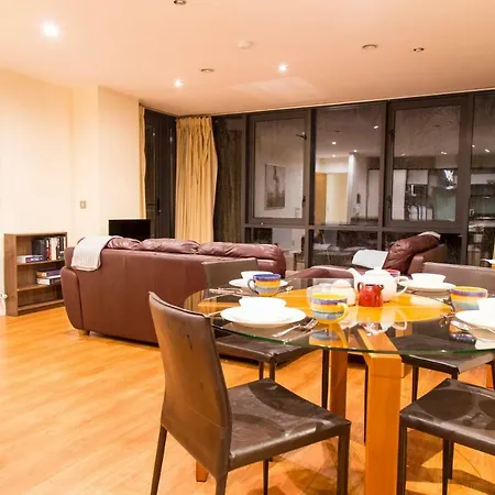 Apartamento Spacous Escape 3br Ensuited Free Parking Dublin