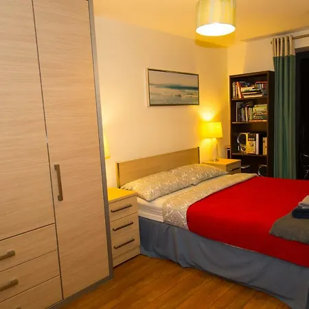 Apartamento Spacous Escape 3br Ensuited Free Parking