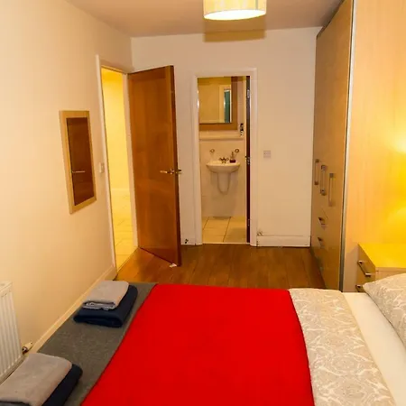 Apartamento Spacous Escape 3br Ensuited Free Parking Dublín