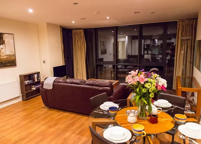 Spacous Escape 3br Ensuited Free Parking