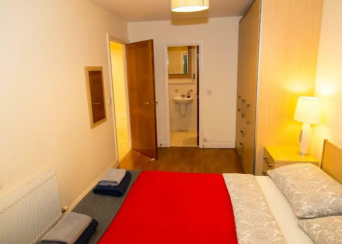 Apartment Spacous Escape 3br Ensuited Free Parking Dublin